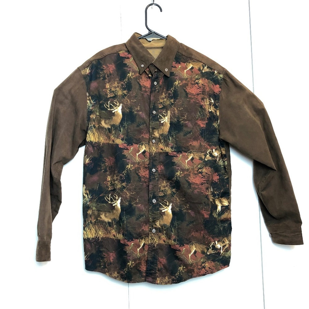 {SOLD} Legendary Whitetails Hunters Camo Button - Picture 1 of 6